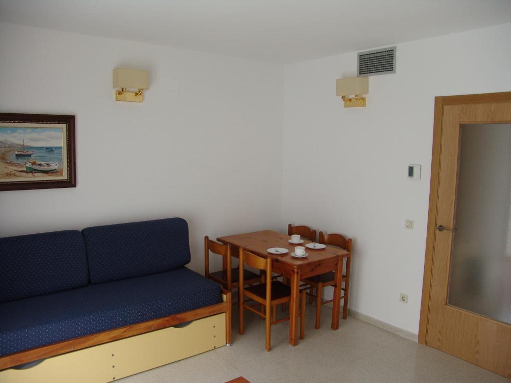 Apartamentos Santi Lloret de Mar Værelse billede