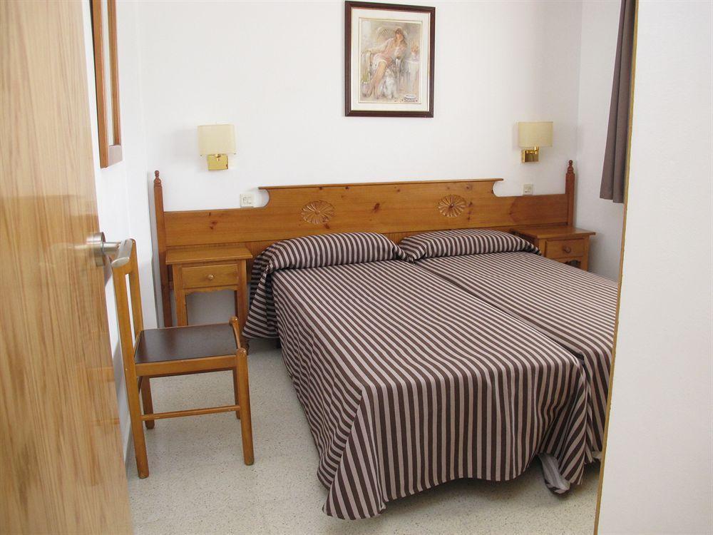 Apartamentos Santi Lloret de Mar Eksteriør billede