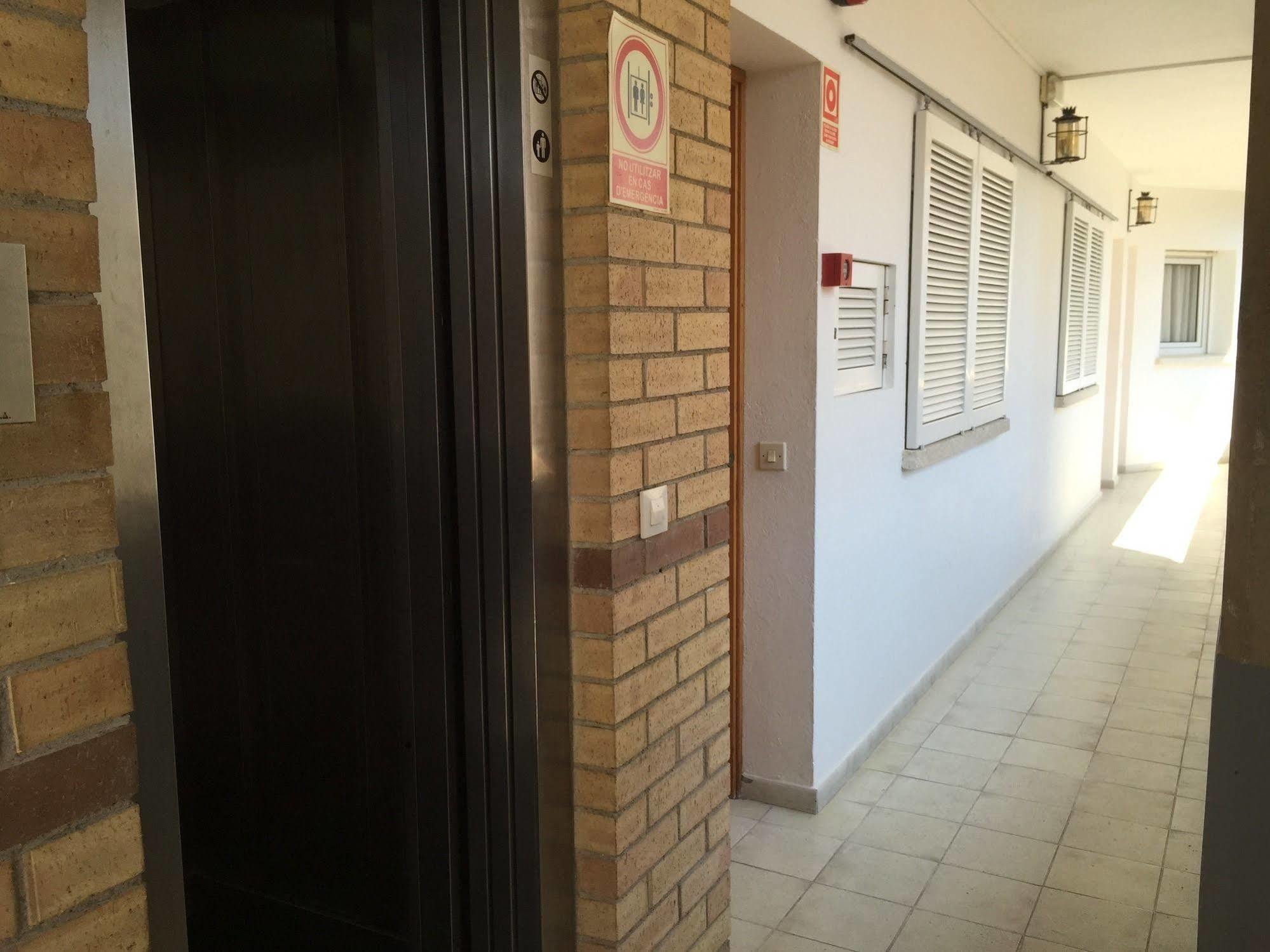 Apartamentos Santi Lloret de Mar Eksteriør billede