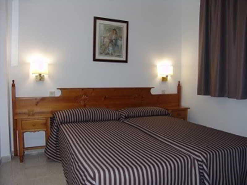 Apartamentos Santi Lloret de Mar Eksteriør billede